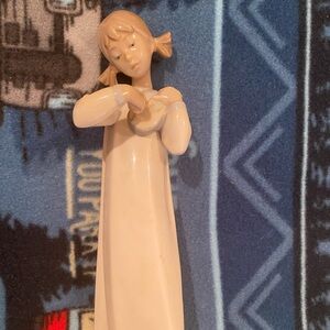 Vintage Lladró porcelain girl with guitar